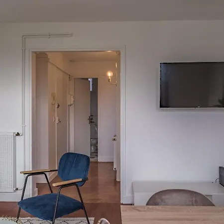 Apartment The Celuni House - Centre Ville - Parking Gratuit