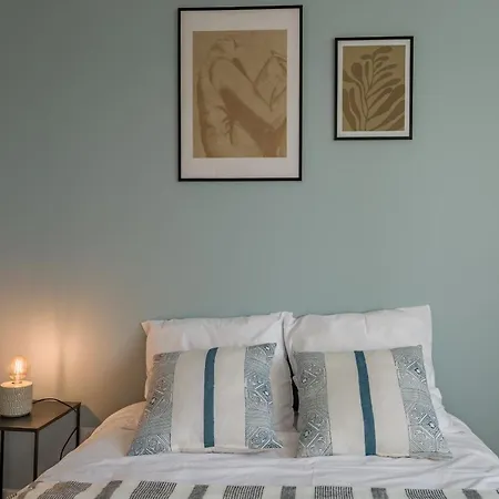 The Celuni House - Centre Ville - Parking Gratuit Apartment Troyes